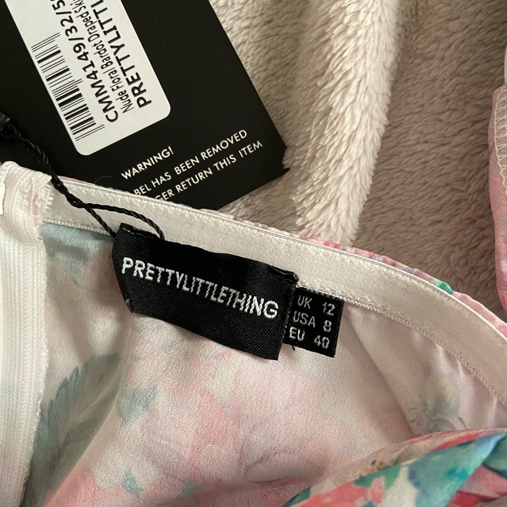 Pretty little thing dress never worn